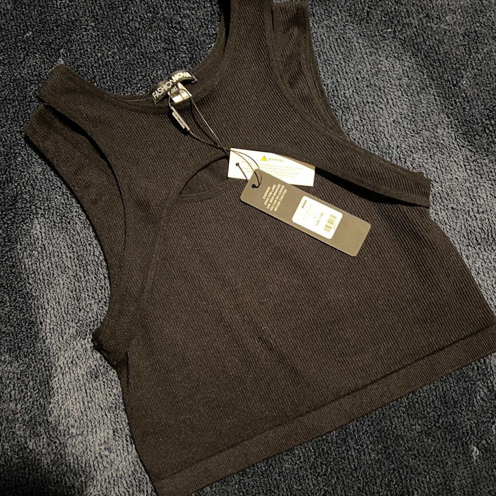 Black Ribbed Crop Top